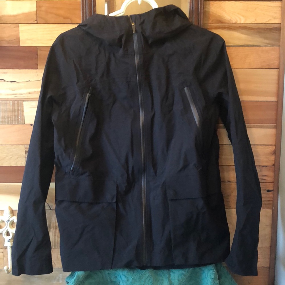 Lululemon Waterproof Rain Coat